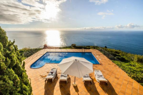 Secluded Sunset Villa set in lush mature gardens with amazing sea view